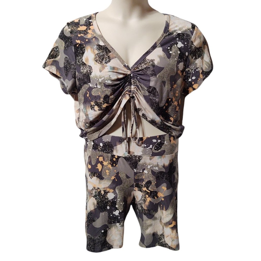 Full Circle Trends 1X 2 Pc Set Ruched Front Tie Short Sleeve Crop Top & Shorts
